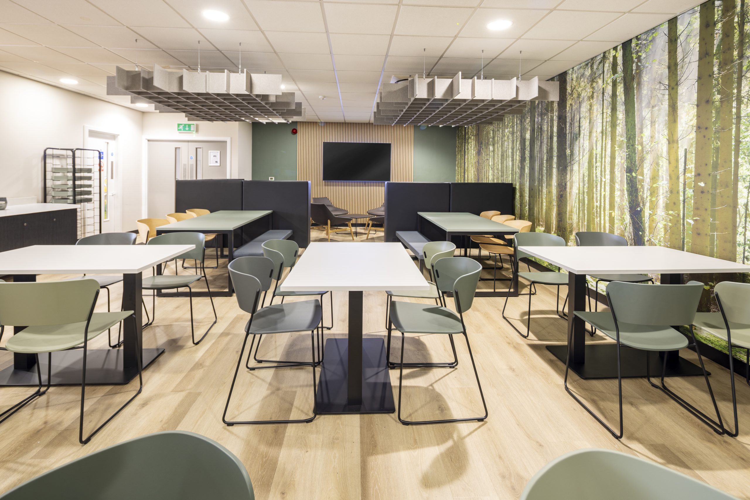A café - like - canteen retreat for employees